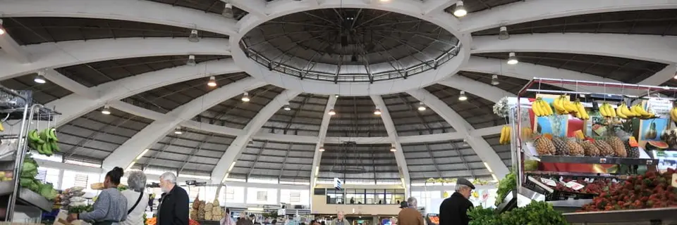 Cafés e mercados no Benfica, Lisboa